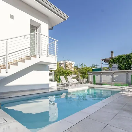 Modern With Shared Pool Bibione